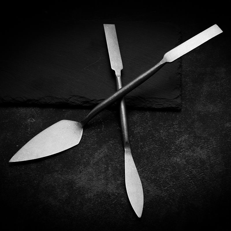 برأسين نحت سكين المنغنيز الصلب - مراجعة Soil Scoop Tool وسعره